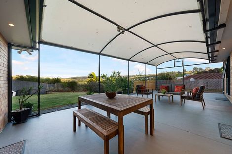 Photo of property in 32 Te Kauri Place, Helensville, 0800