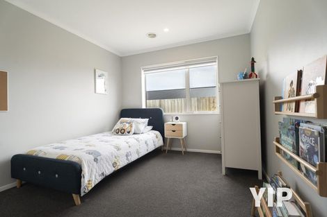 Photo of property in 14 Stony Hill Place, Grenada Village, Wellington, 6037