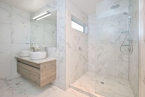 Photo of property in 40a Rutherford Terrace, Meadowbank, Auckland, 1072
