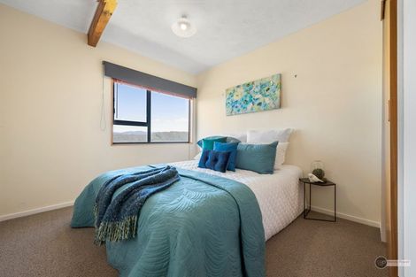 Photo of property in 41 Pekanga Road, Normandale, Lower Hutt, 5010