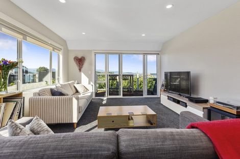 Photo of property in 30a Mandalay Terrace, Khandallah, Wellington, 6035