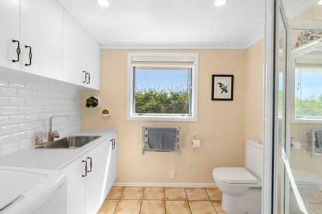 Photo of property in 184 Gladstone Road, Levin, 5571