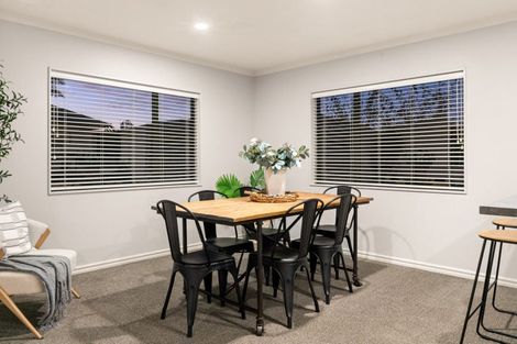 Photo of property in 78 Corinth Grove, Papamoa Beach, Papamoa, 3118