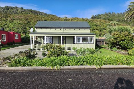 Photo of property in 168 Torea Street, Granity, 7823