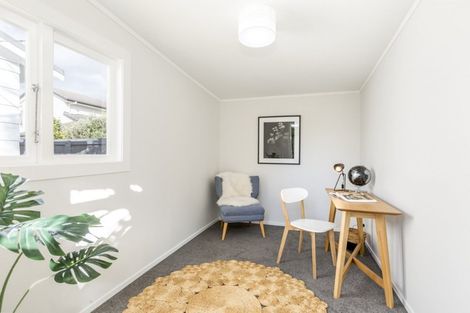 Photo of property in 2/13 Oregon Avenue, Avondale, Auckland, 1026