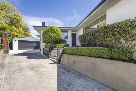 Photo of property in 34 Churchill Avenue, Hokowhitu, Palmerston North, 4410