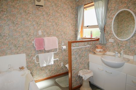 Photo of property in 6 Hannah Place, Holmes Hill, Oamaru, 9401