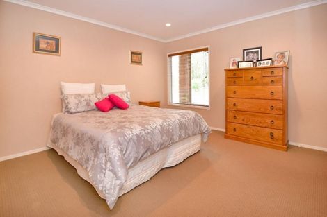 Photo of property in 52 Puhoi Road, Puhoi, Warkworth, 0994