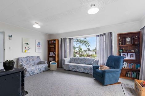 Photo of property in 31 Browning Crescent, Owhata, Rotorua, 3010