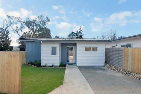 Photo of property in 398 Main Road, Huapai, Kumeu, 0810
