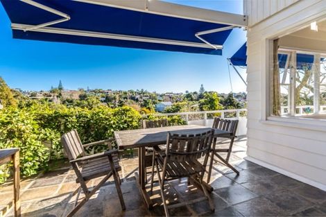 Photo of property in 188 Beach Road, Campbells Bay, Auckland, 0630