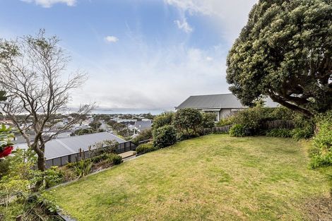Photo of property in 41a Mantell Street, Seatoun, Wellington, 6022