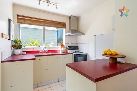 Photo of property in 12a Jacaranda Grove, Maungaraki, Lower Hutt, 5010