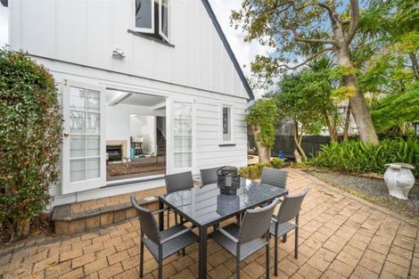 Photo of property in 1/14 Otakau Road, Milford, Auckland, 0620