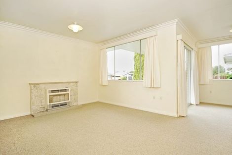 Photo of property in 2 Nairn Crescent, Awapuni, Palmerston North, 4412