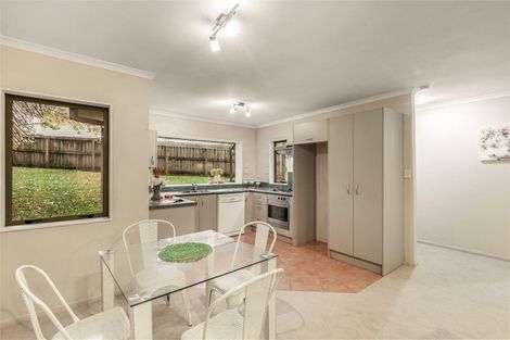 Photo of property in 84a Glengarry Road, Glen Eden, Auckland, 0602