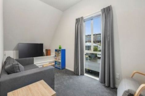 Photo of property in 76 Barbour Street, Waltham, Christchurch, 8011