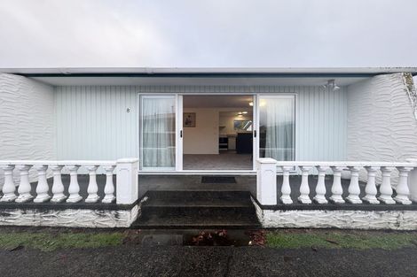 Photo of property in 8 Kew Grove, Wainuiomata, Lower Hutt, 5014