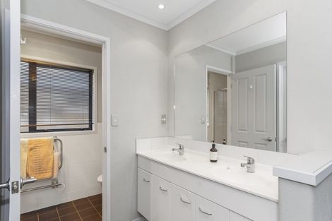 Photo of property in 11 Satori Key, Papamoa Beach, Papamoa, 3118