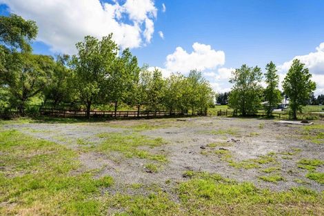 Photo of property in 9 Karaka School Lane, Karaka, 2580