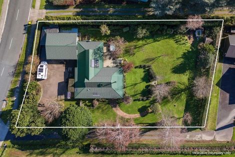 Photo of property in 42 Kayelene Place, Omokoroa, 3114