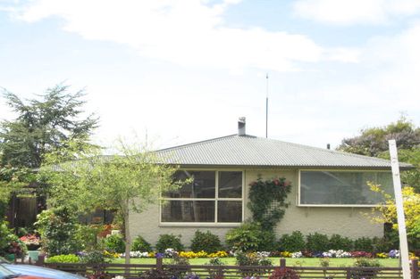 Photo of property in 82 Grimseys Road, Redwood, Christchurch, 8051