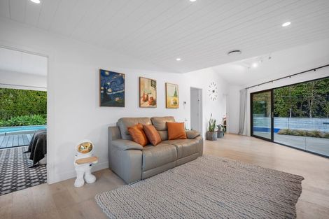 Photo of property in 9 Quebec Road, Milford, Auckland, 0620