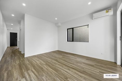 Photo of property in 36 Stableford Crescent, Opaheke, 2113