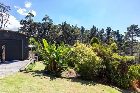 Photo of property in 142 Wade River Road, Wade Heads, Whangaparaoa, 0932