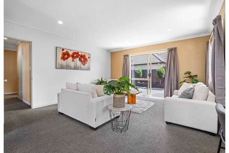 Photo of property in 4 Thistlewood Avenue, Hamilton East, Hamilton, 3216