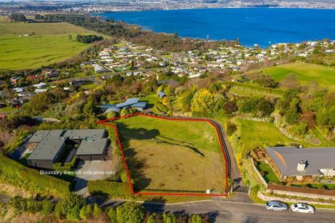 Photo of property in 2/110 Acacia Heights Drive, Acacia Bay, Taupo, 3385