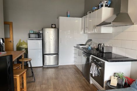 Photo of property in 59 Pirie Street, Mount Victoria, Wellington, 6011