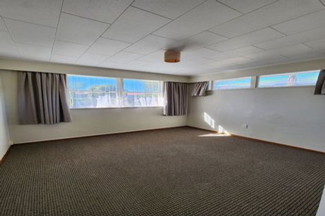 Photo of property in 23 Lipscombe Crescent, Havelock North, 4130