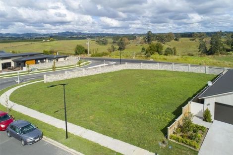 Photo of property in 1 Goodwin Crescent, Pyes Pa, Tauranga, 3112