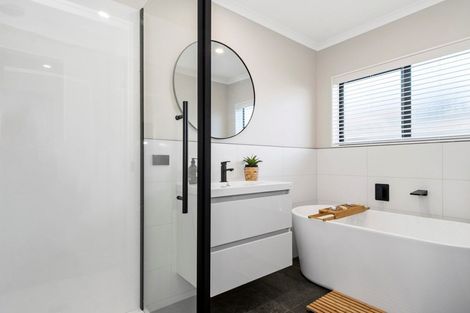 Photo of property in 53 Arabian Drive, Papamoa Beach, Papamoa, 3118