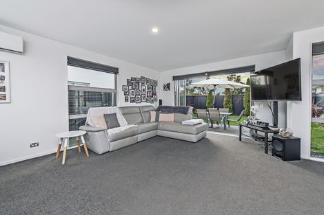 Photo of property in 4/20 Old Red Barn Road, Halswell, Christchurch, 8025