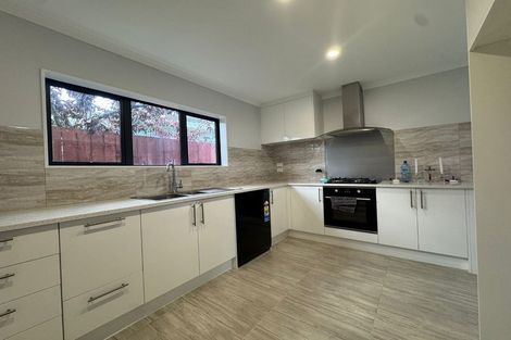 Photo of property in 2/34 Earlsworth Road, Mangere East, Auckland, 2024