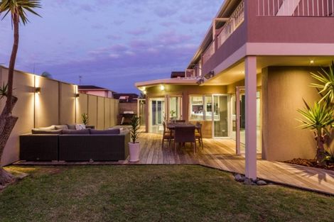 Photo of property in 9a Craig Road, Milford, Auckland, 0620