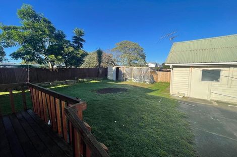 Photo of property in 37 Gloucester Road, Manurewa, Auckland, 2102