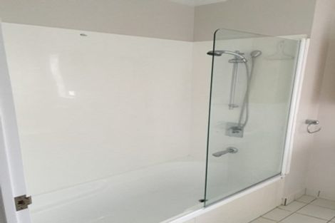 Photo of property in 304/252 Centreway Road, Orewa, 0931