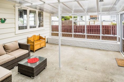 Photo of property in 12 Clematis Grove, Maungaraki, Lower Hutt, 5010