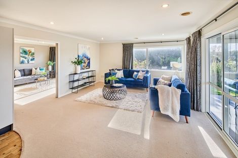 Photo of property in 64 Te Puia Drive, Aotea, Porirua, 5024