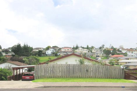 Photo of property in 29 Capricorn Place, Glen Eden, Auckland, 0602