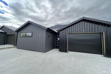 Photo of property in 5 Shoveler Road, Jacks Point, 9371