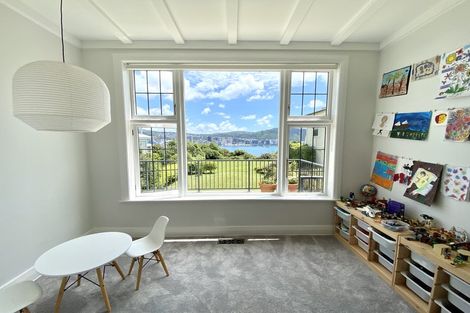 Photo of property in 46a The Crescent, Roseneath, Wellington, 6011