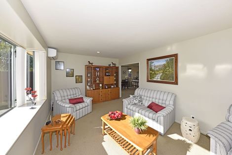 Photo of property in 1 Stable Way, Belfast, Christchurch, 8051