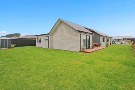 Photo of property in 60 Oak Ridge Drive, Te Awamutu, 3800