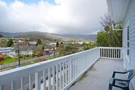 Photo of property in 176 George Street, Stokes Valley, Lower Hutt, 5019