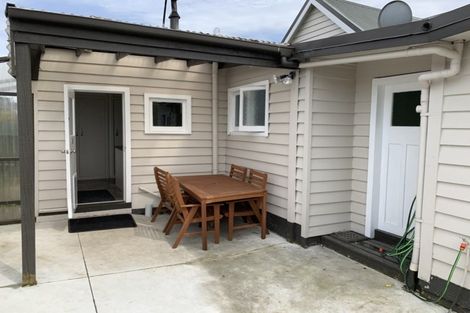 Photo of property in 69 Centre Street, Strathern, Invercargill, 9812