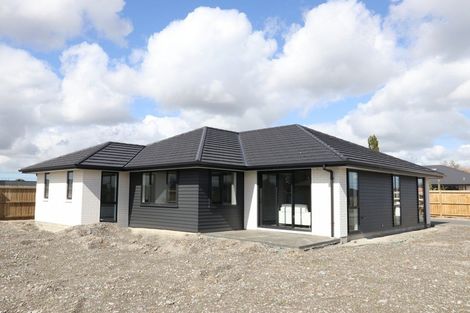 Photo of property in 3 Roxburgh Place, Tinwald, Ashburton, 7700